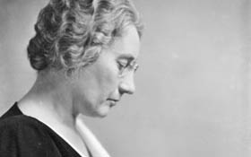 Agnes Macphail — Government, Canadian citizenship test flashcard